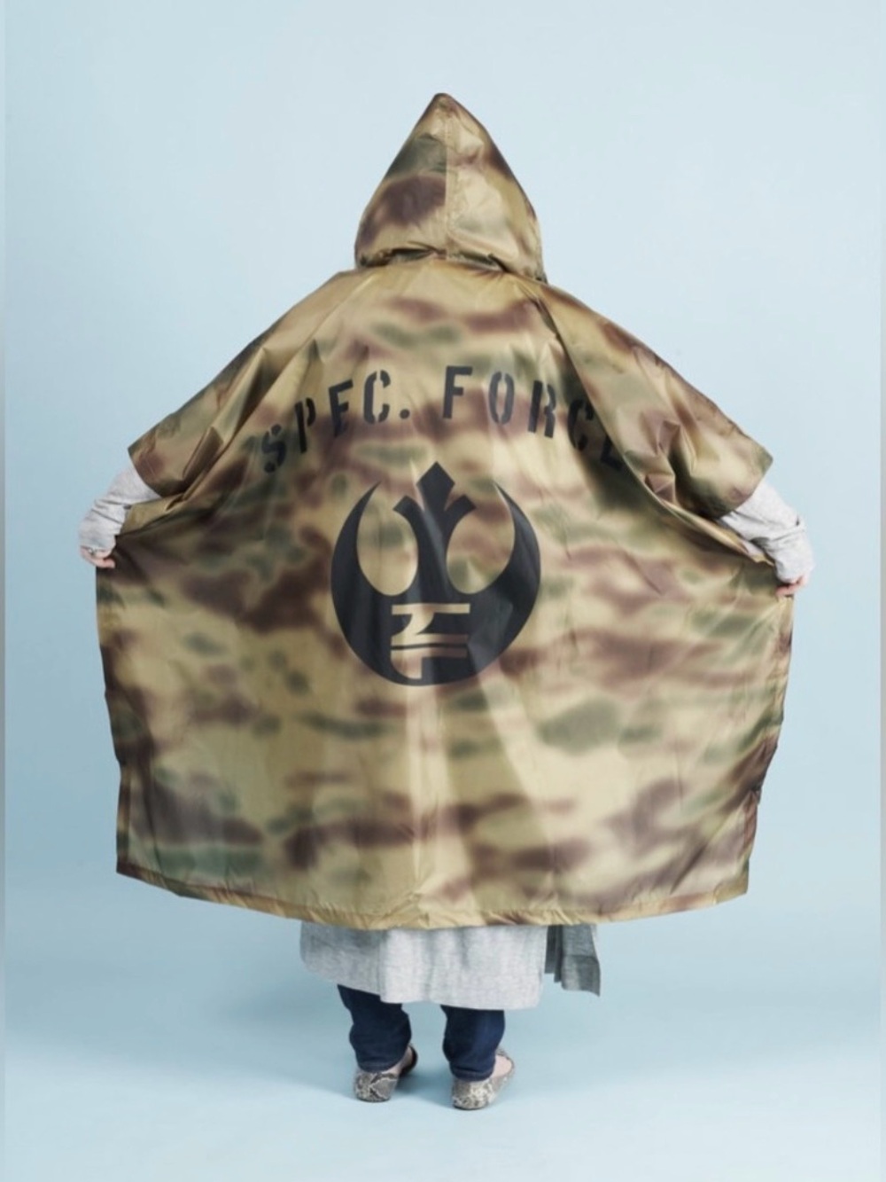 STAR WARS 
Camo Hooded Cape with Spec Force Emblem - Green & Brown